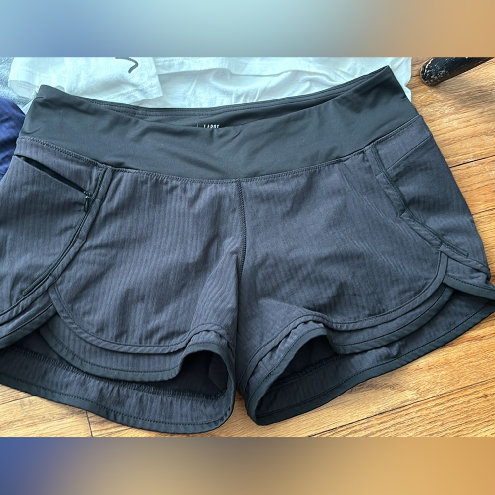 Hylete Iris workout shorts large